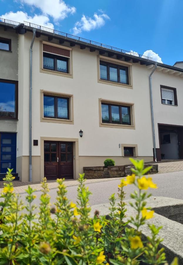 Haus An Der Leukquelle Perl Exteriör bild